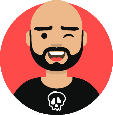 Mon avatar, un barbu chauve souriant qui porte un t-shirt noir avec une tête de mort blanche.